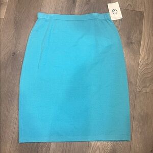 St. John Collection Vintage NWT Pool Blue Knit Pencil Pull-on Skirt Size 16
